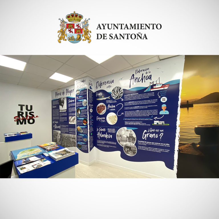 Interior oficina de turismo Santona - Cantabria