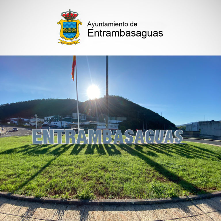 Letras corpóreas con luz led en la rotonda de Entrambasaguas - Cantabria