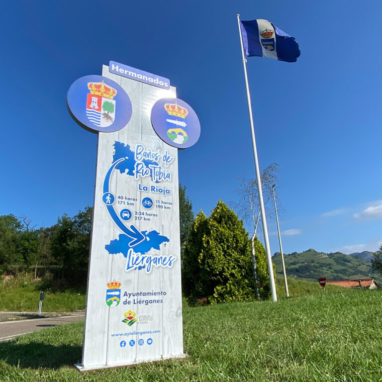 Totem turistico en Cantabria