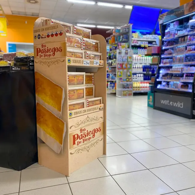 Estantería de cartón en Cantabria